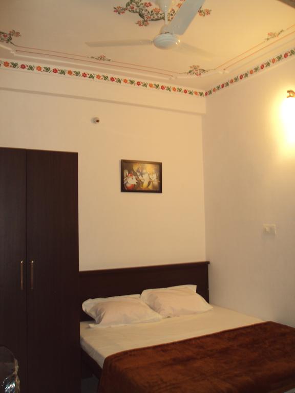 Mewar Avenue Guest House Udaipur Dış mekan fotoğraf
