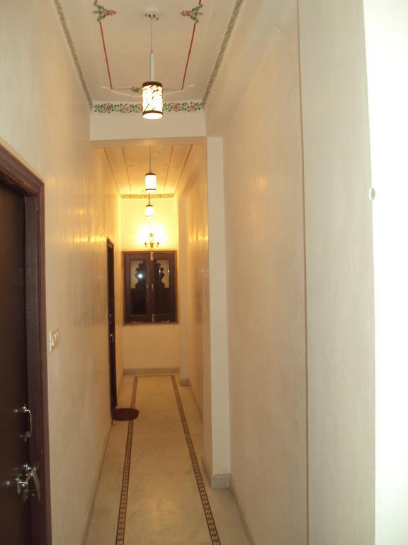 Mewar Avenue Guest House Udaipur Oda fotoğraf
